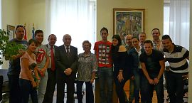 Visita al Síndic de un grupo de estudiantes de GAP de la Universidad de Alicante
