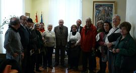 El Síndic recibe la visita de un grupo de participantes en el programa Alicante Cultura